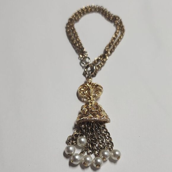 Gold Tone and Faux Pearl Tassel Bracelet Vintage - Picture 1 of 2